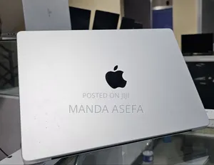 Photo - New Laptop Apple MacBook Pro 8GB Apple M3 SSD 512GB