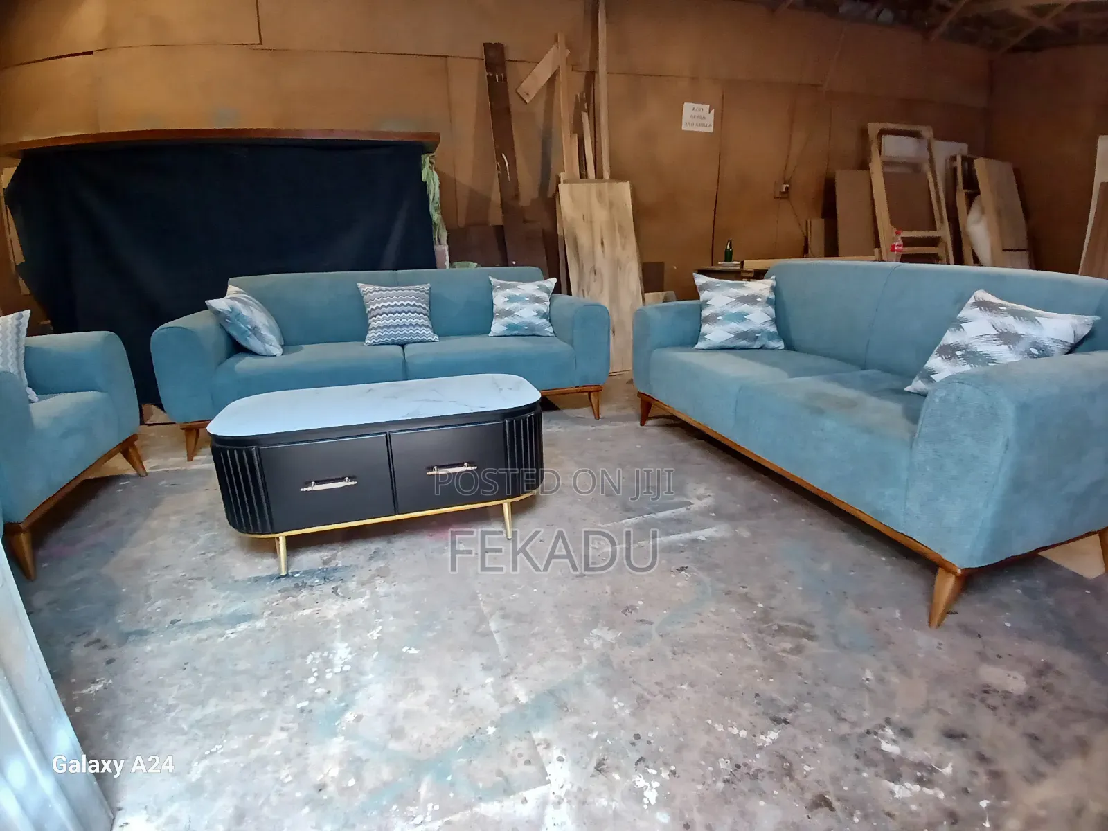 Sofa ( ሶፋ)