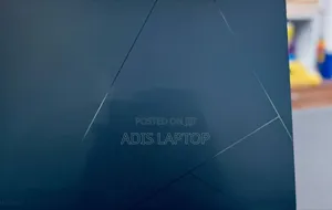 New Laptop Asus Zenbook 14 UX434 16GB Intel Core I7 SSD 512GB