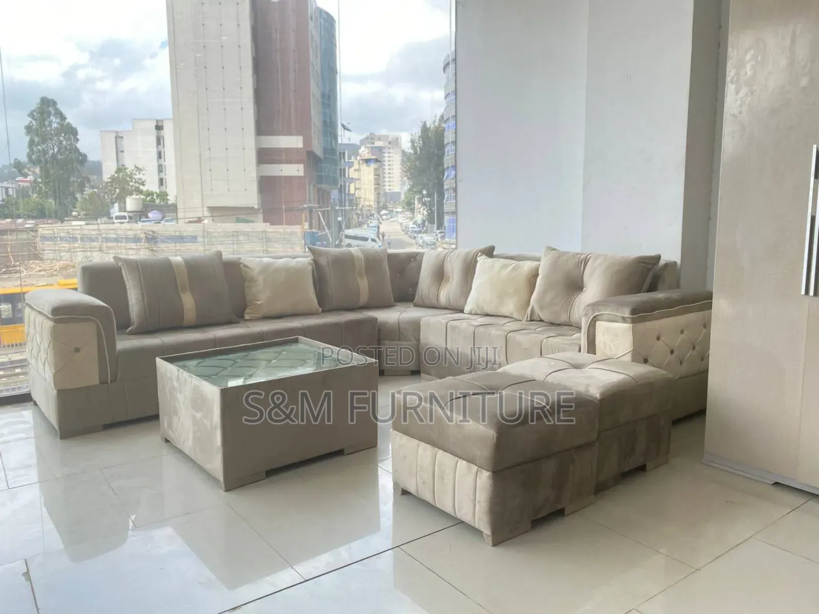 Compact Sofa Set With Table 2 Boxes