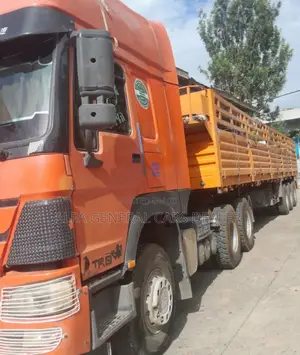 • Sino Truck 371 Hp ሀይቤድ ከነጋሪው
•2017
•88 ሽ ታርጋ
•