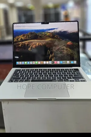 Photo - New Laptop Apple MacBook Pro 8GB Apple M3 SSD 512GB