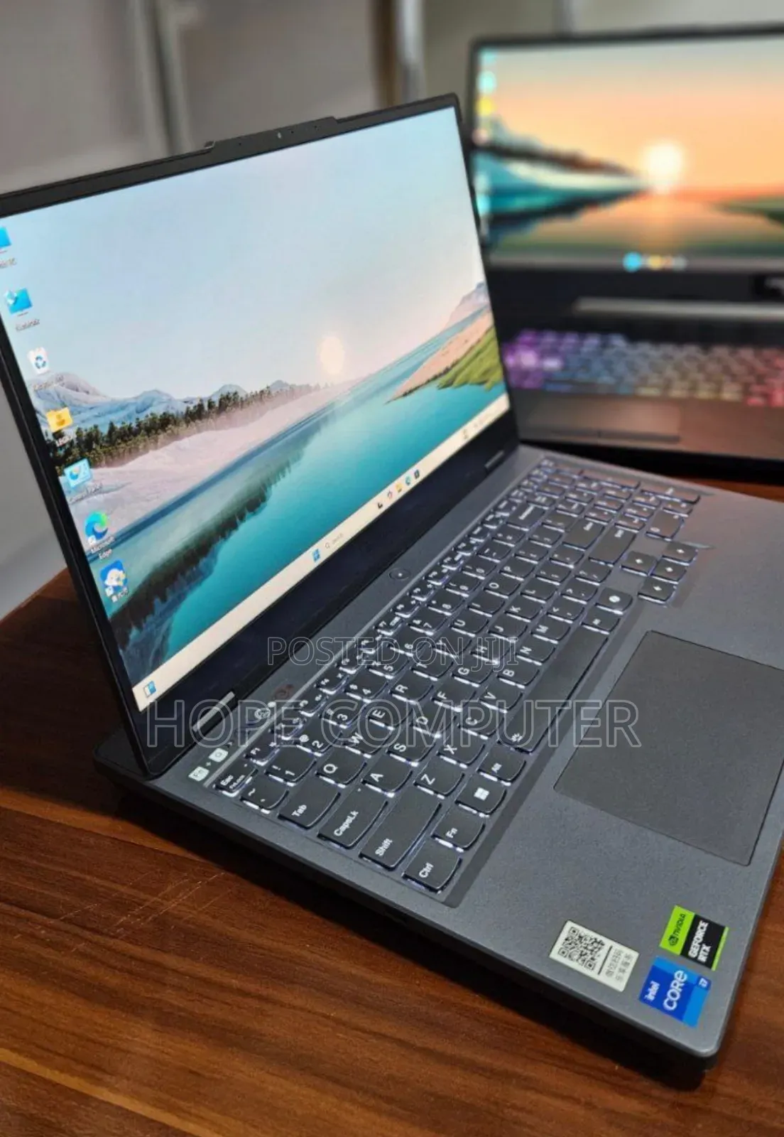 New Laptop Lenovo Legion 7 24GB Intel Core I7 SSD 512GB