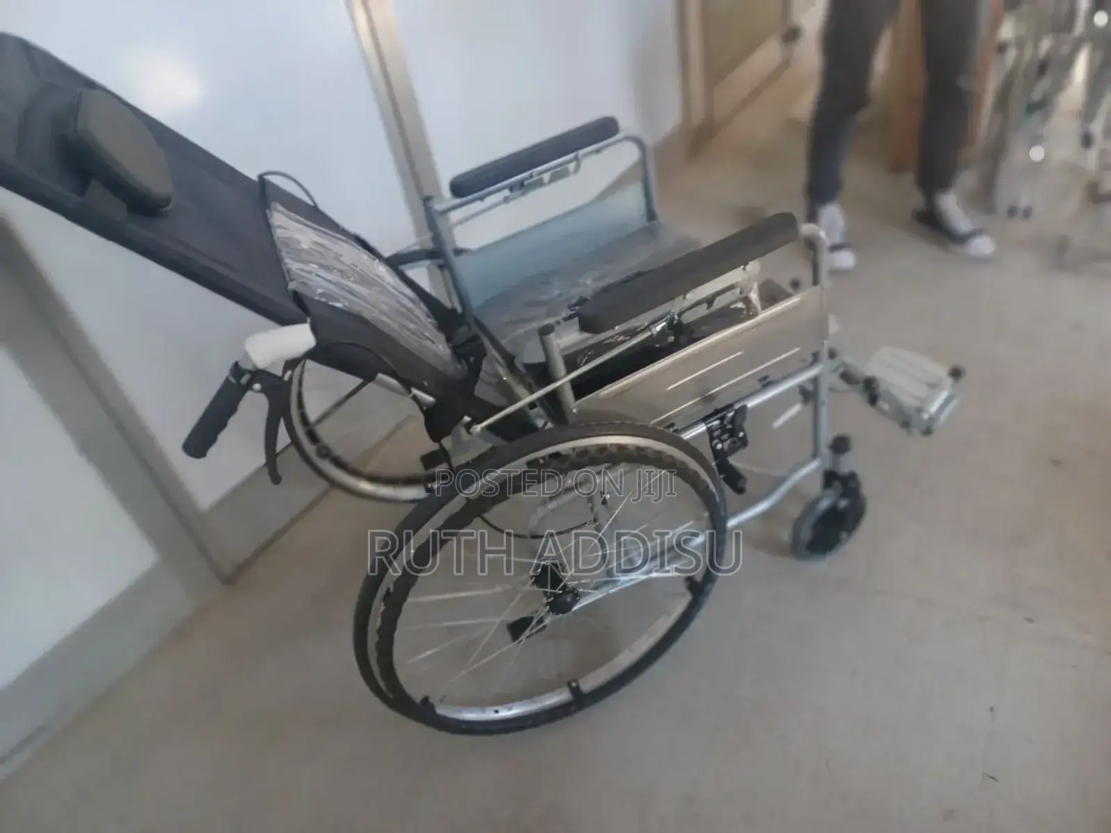 የሚተኛ 45° የእግር መደገፊያ ያለው Wheelchair#7wheelchair5#Wheelchair
