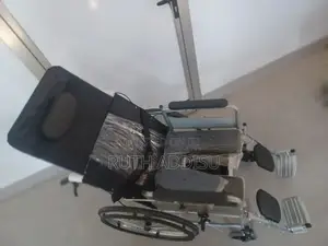 የሚተኛ 45° የእግር መደገፊያ ያለው Wheelchair#7wheelchair5#Wheelchair