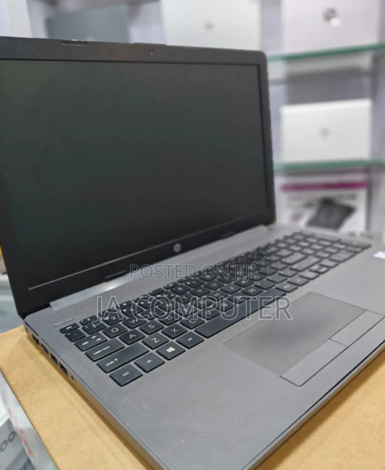 New Laptop HP Stream Notebook 8GB Intel Core I5 SSHD (Hybrid) 1.5T