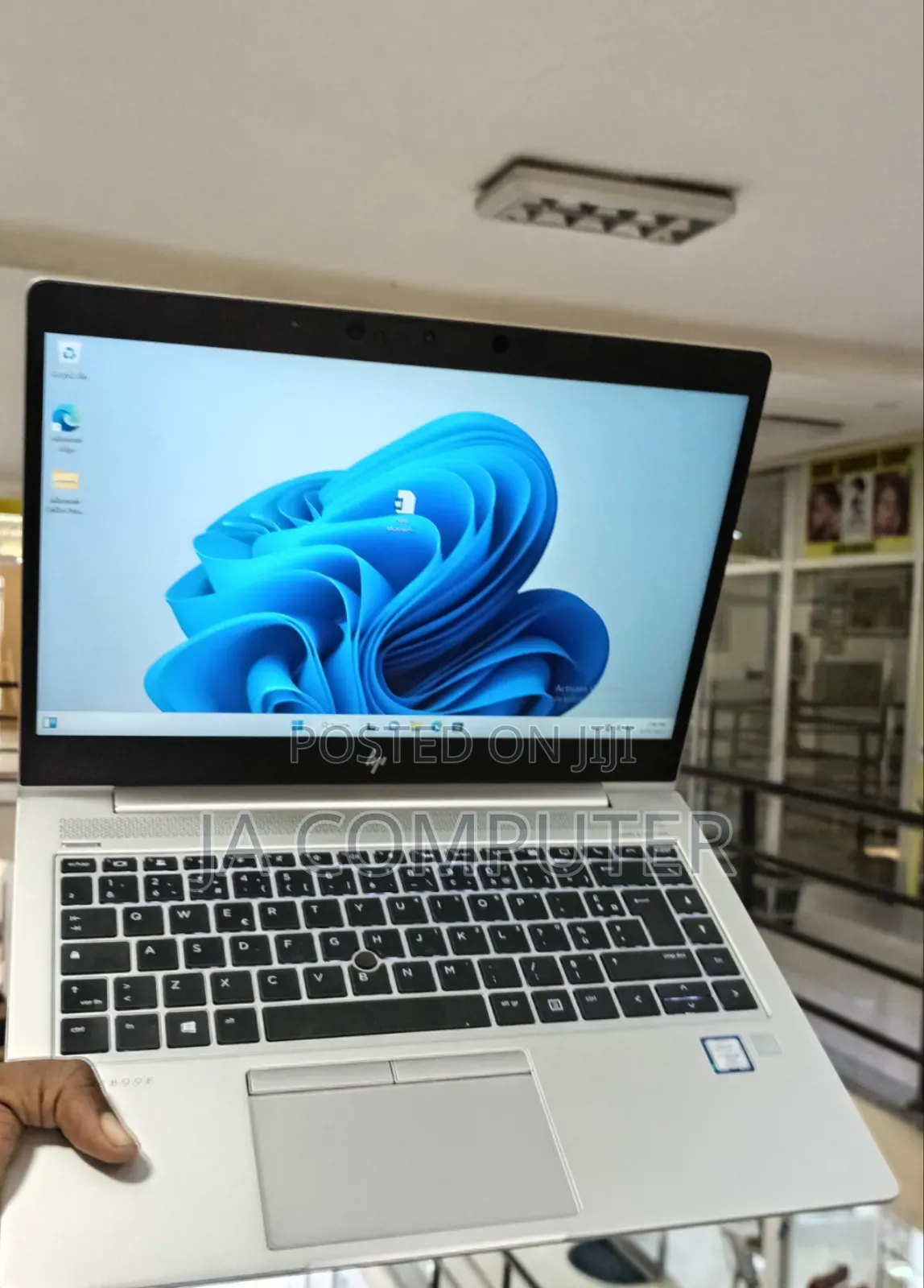 New Laptop HP EliteBook 840 G5 16GB Intel Core I5 SSD 512GB