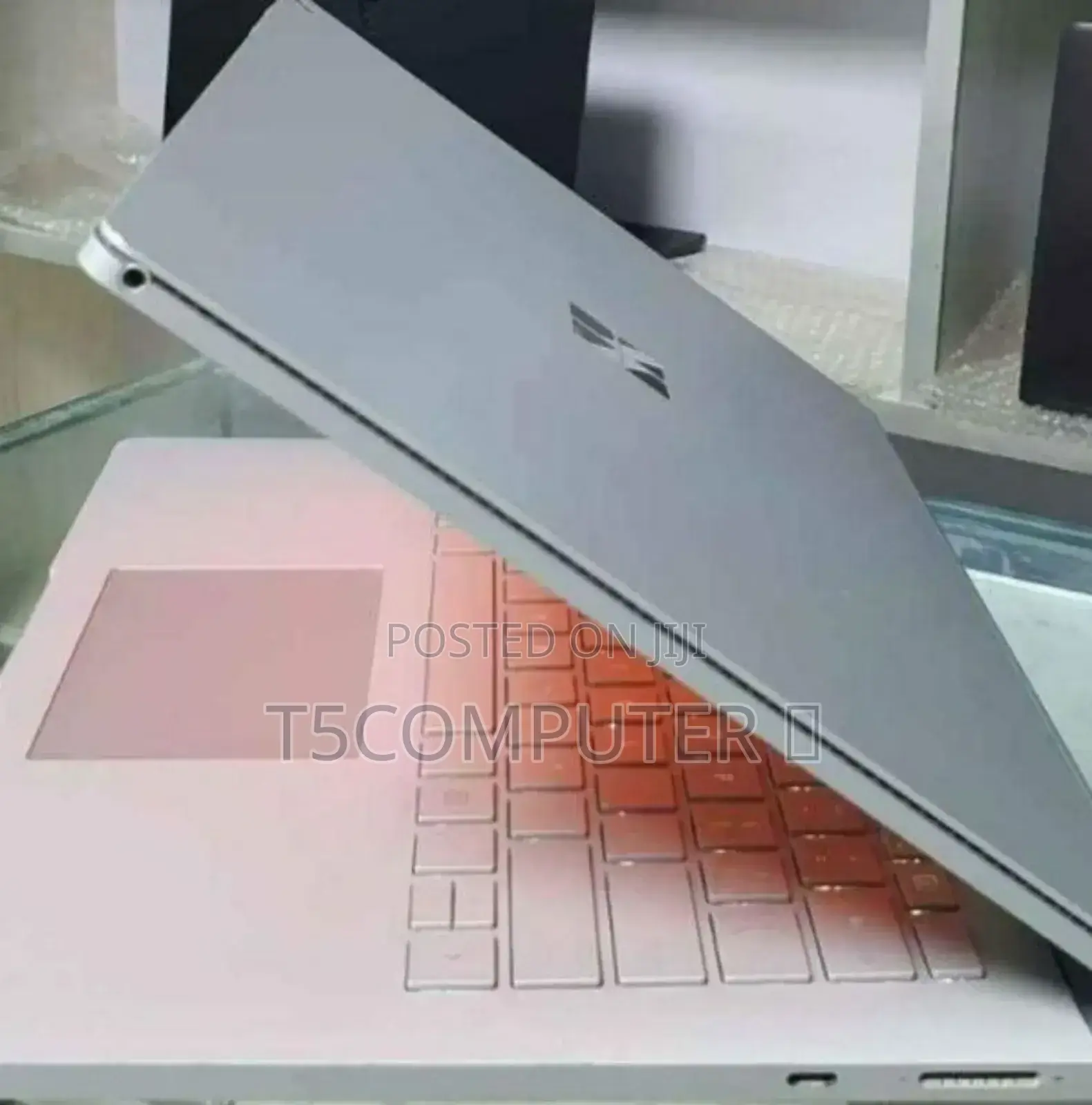 New Laptop Microsoft Surface Book 3 16GB Intel Core I7 SSD 256GB