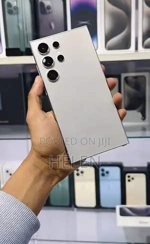 Photo - Samsung Galaxy S24 Ultra 256 GB Gray