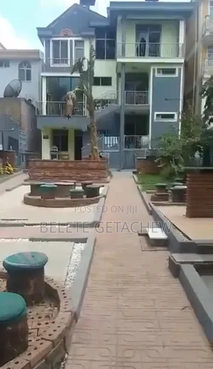 8bdrm House in Bole Michael, G+2 for sale