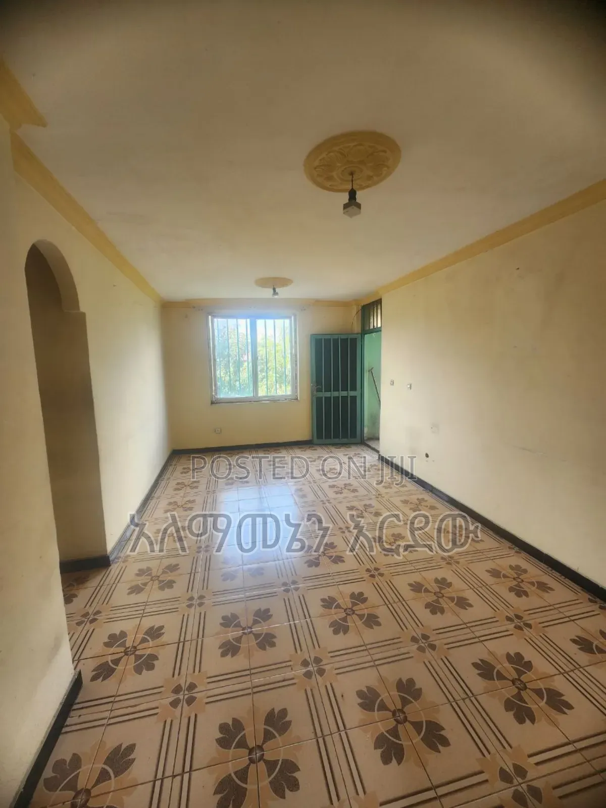 Furnished 1bdrm Condo in ኮንዶሚንየም, Bole for sale