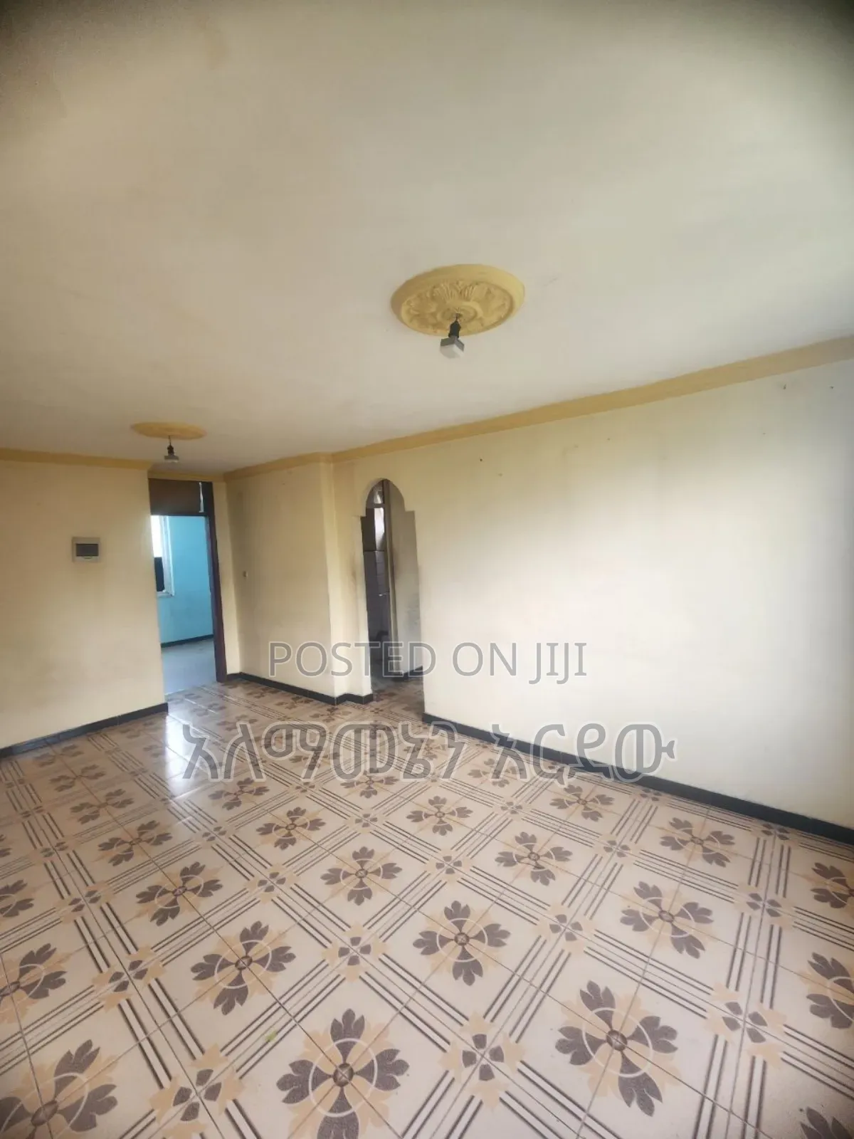 Furnished 1bdrm Condo in ኮንዶሚንየም, Bole for sale