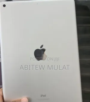 New Apple iPad 10.2 (2019) 64 GB Silver