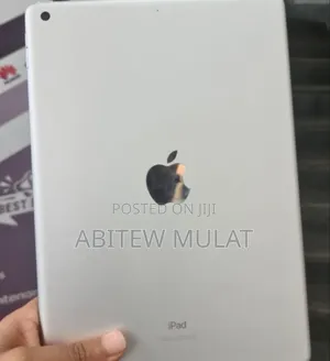 New Apple iPad 10.2 (2019) 64 GB Silver