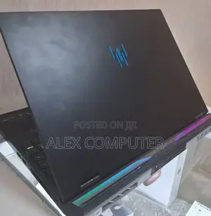 New Laptop Acer Predator Helios 18 PH18-71 32GB Intel Core I9 SSD 1T