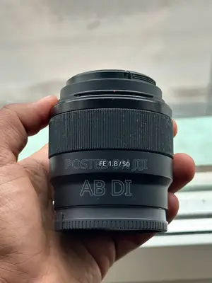 Photo - Sony Fe 50mm F/1.8 E-mount Lens