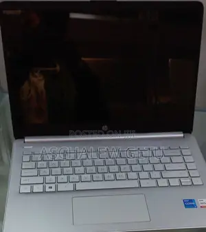 New Laptop HP Stream Notebook 8GB Intel Core I5 SSD 256GB