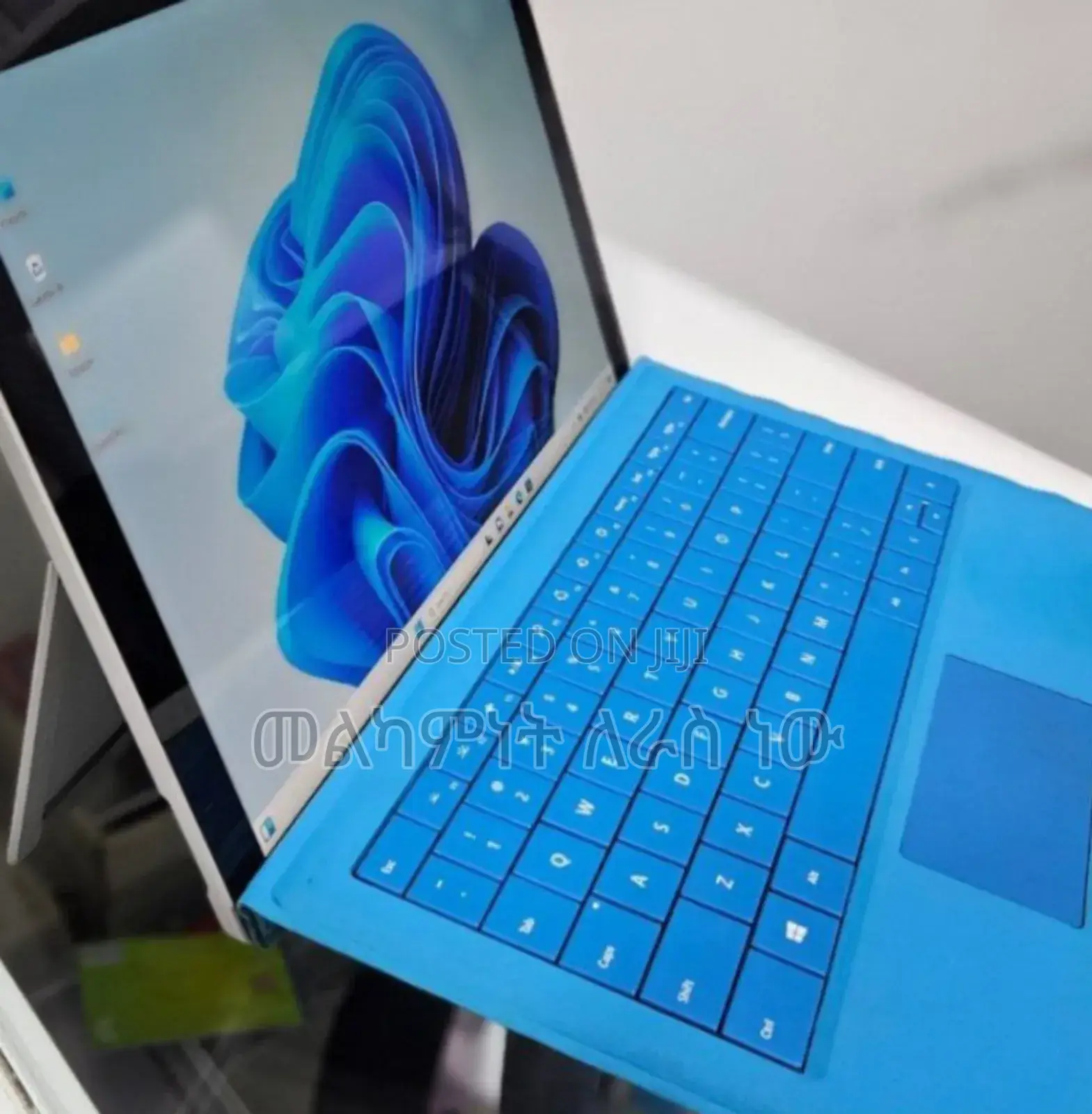 New Laptop Microsoft Surface Pro 7 8GB Intel Core I5 SSD 128GB