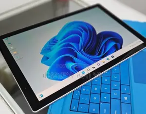 New Laptop Microsoft Surface Pro 7 8GB Intel Core I5 SSD 128GB