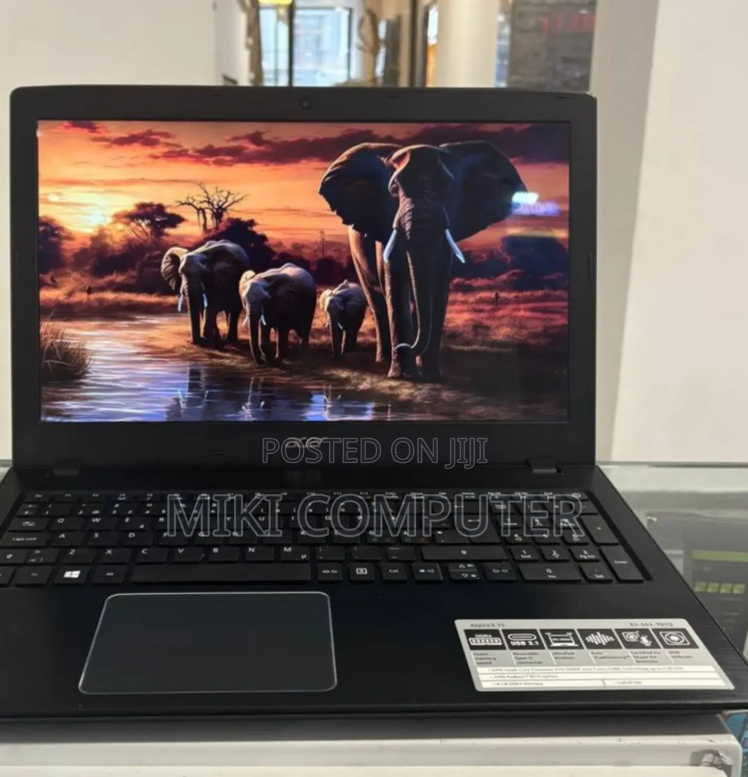 New Laptop Acer Iconia A3 A10 8GB AMD Ryzen 5 SSD 256GB