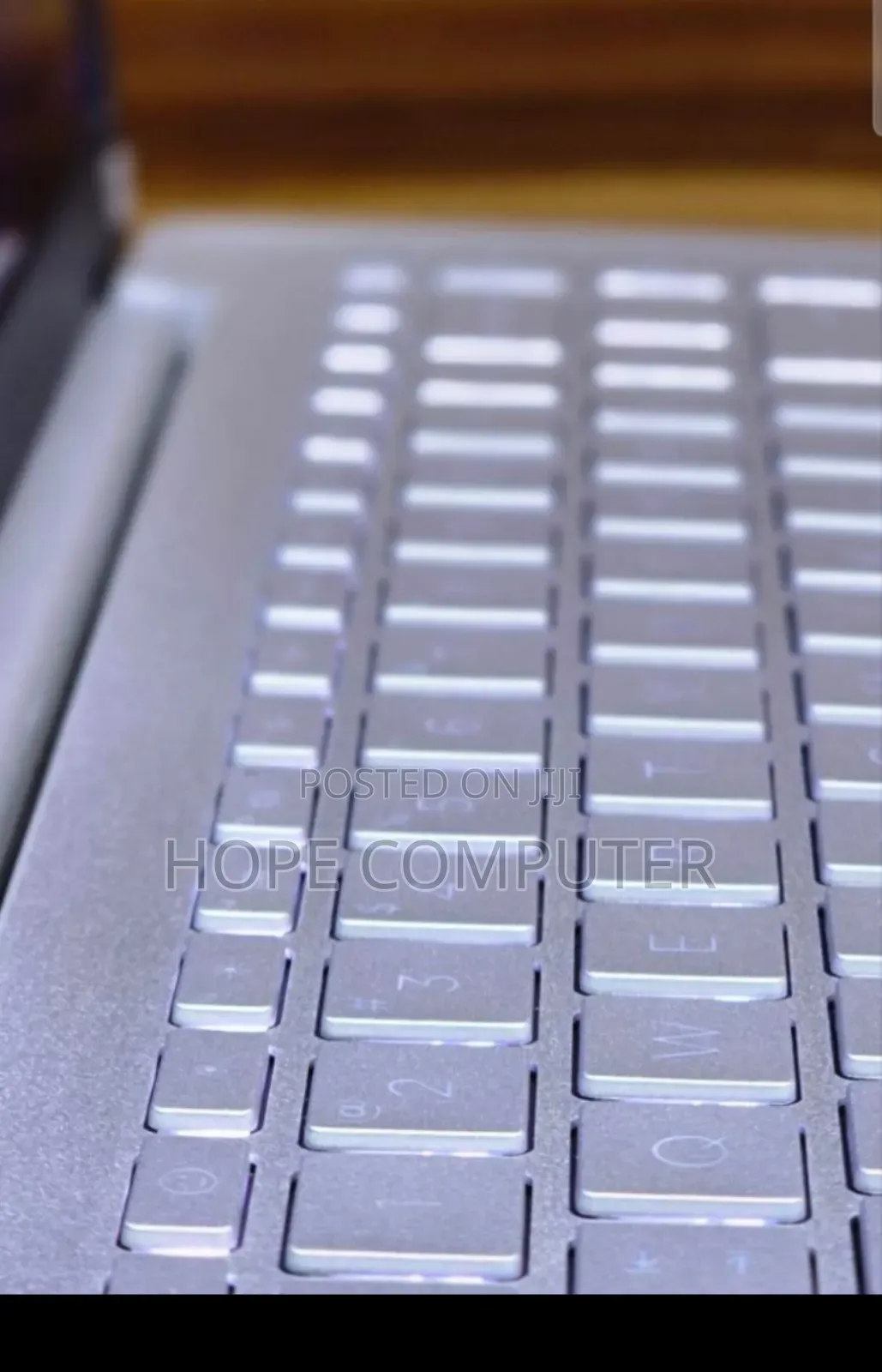 New Laptop HP Pavilion 15 8GB Intel Core I5 SSD 256GB