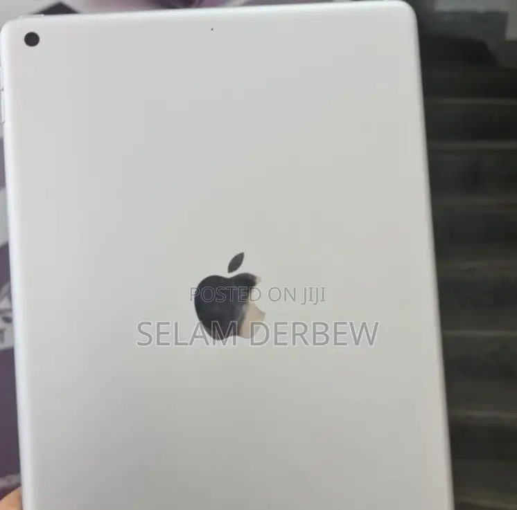 New Apple iPad 10.2 (2019) 64 GB Gray