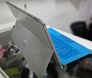 New Laptop Microsoft Surface Pro 7 8GB Intel Core I5 SSD 128GB