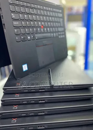 Photo - New Laptop Lenovo Thinkpad X1 Yoga 16GB Intel Core I7 SSD 512GB