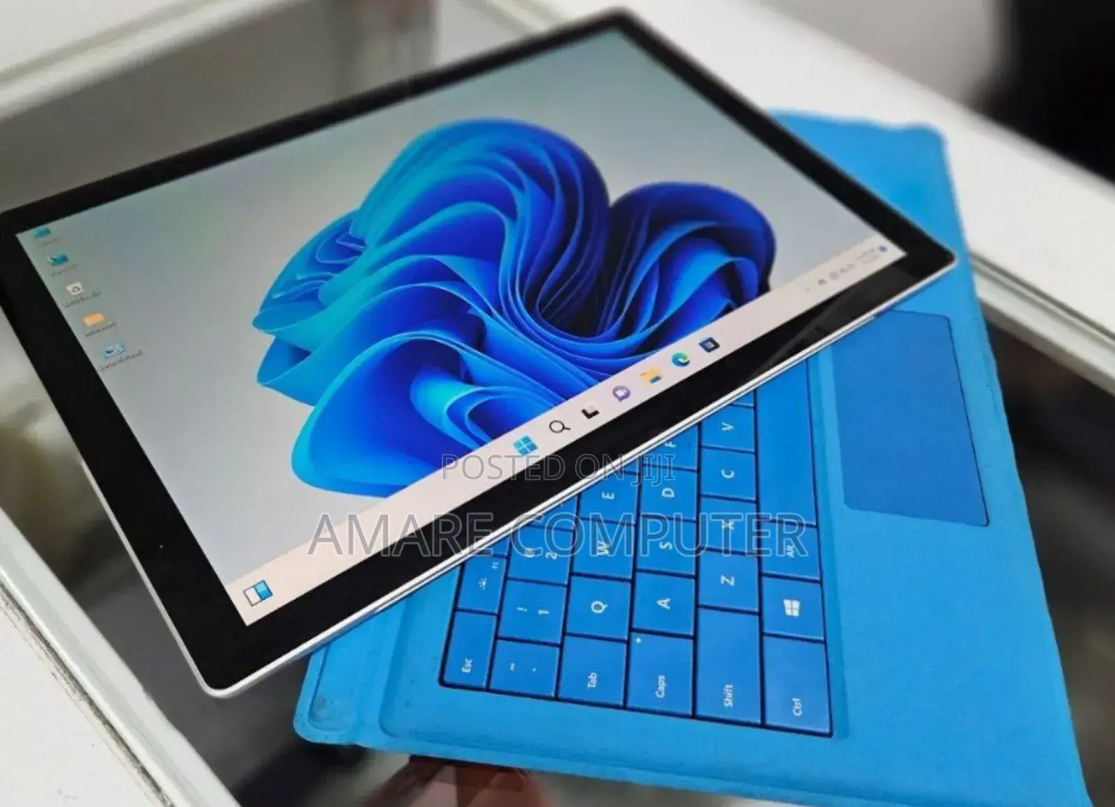 New Laptop Microsoft Surface Pro 7 8GB Intel Core I5 SSD 128GB
