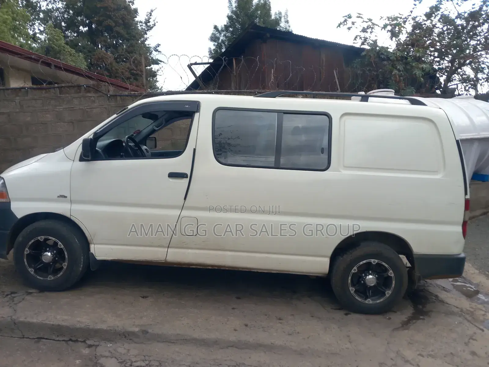 Toyota HiAce 2008 White