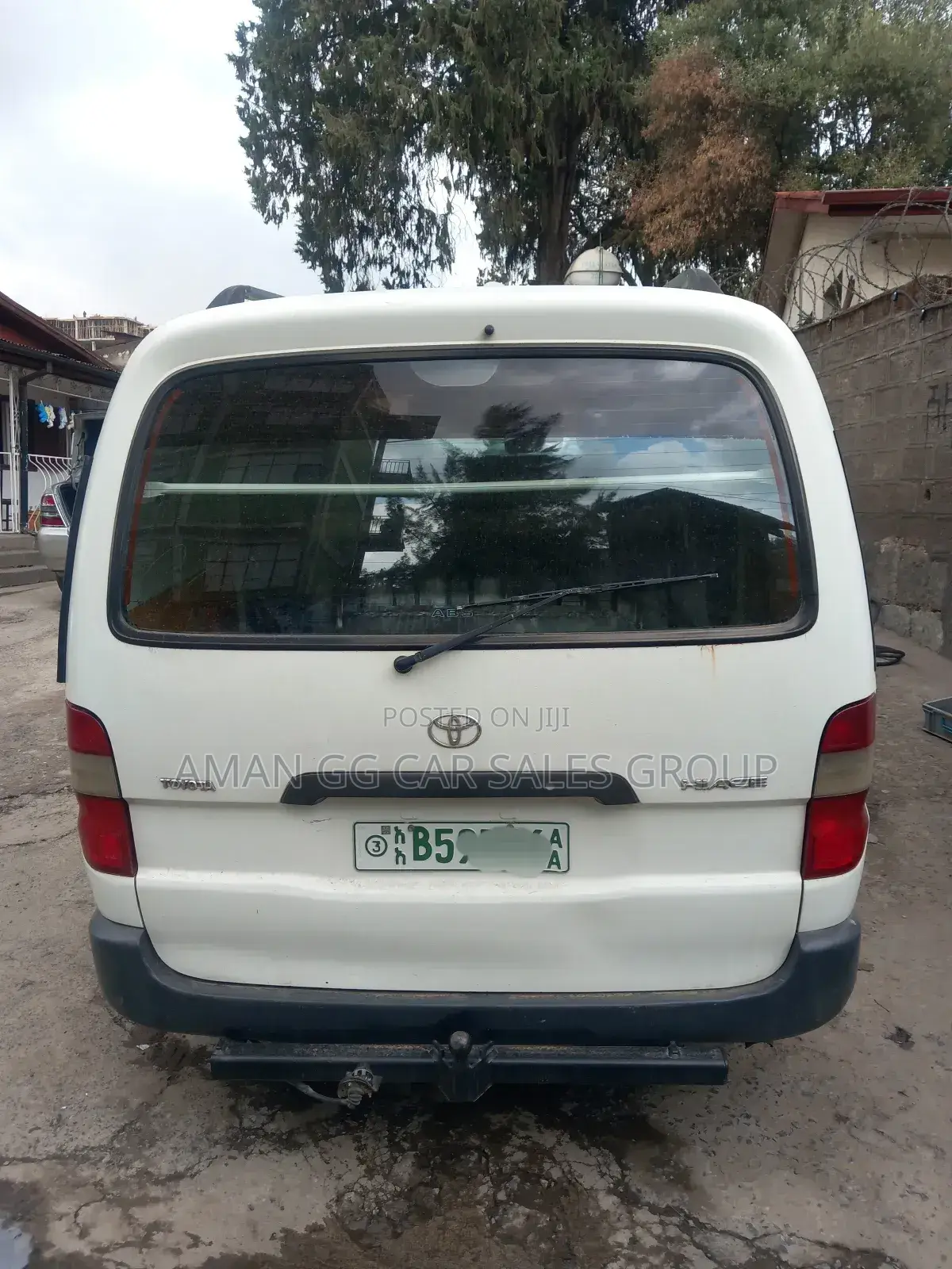 Toyota HiAce 2008 White