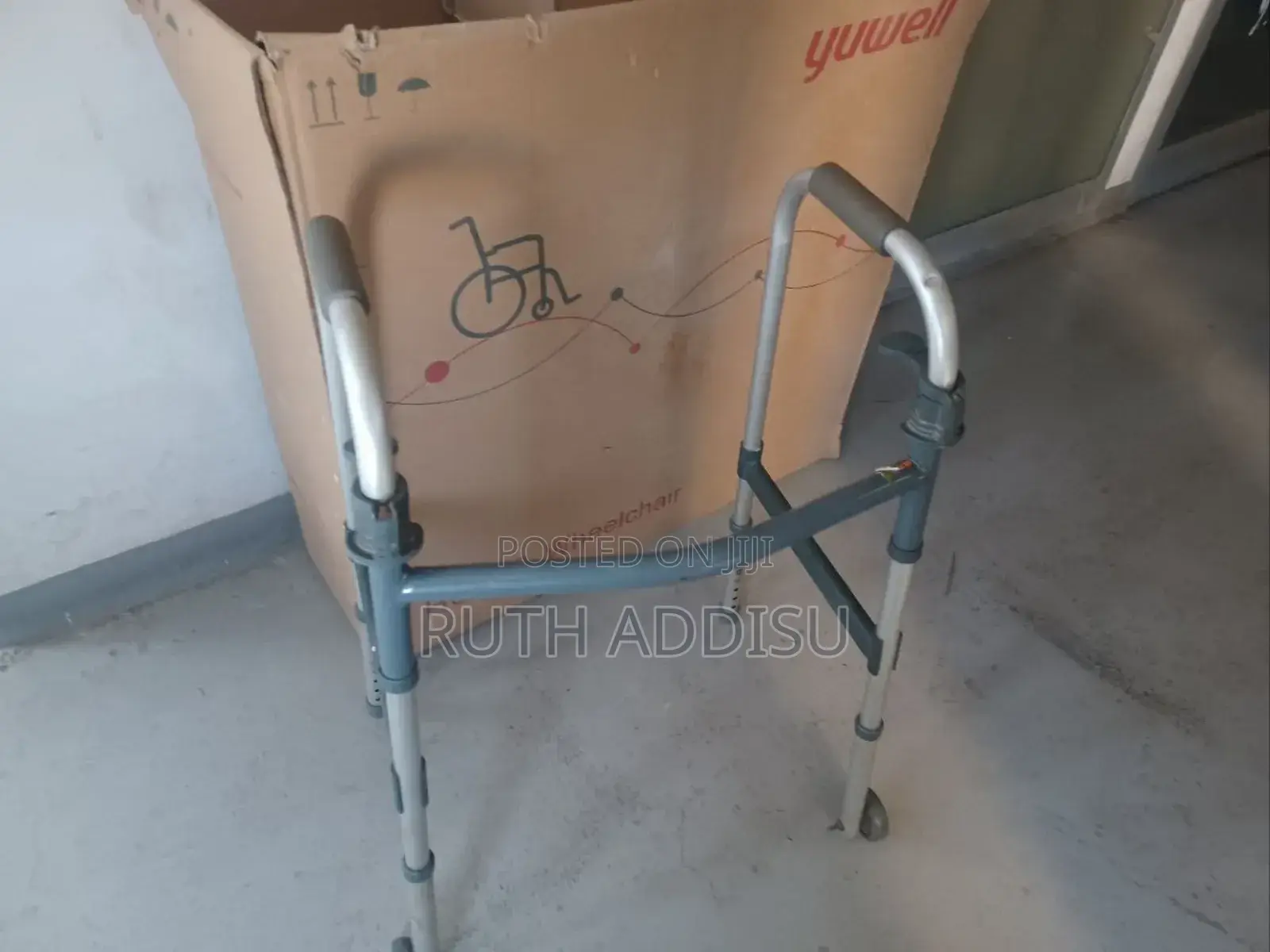 Walker Used የአዋቂዎች የመረማመጃ መለማመጃ Medical Walker43medical ወከር