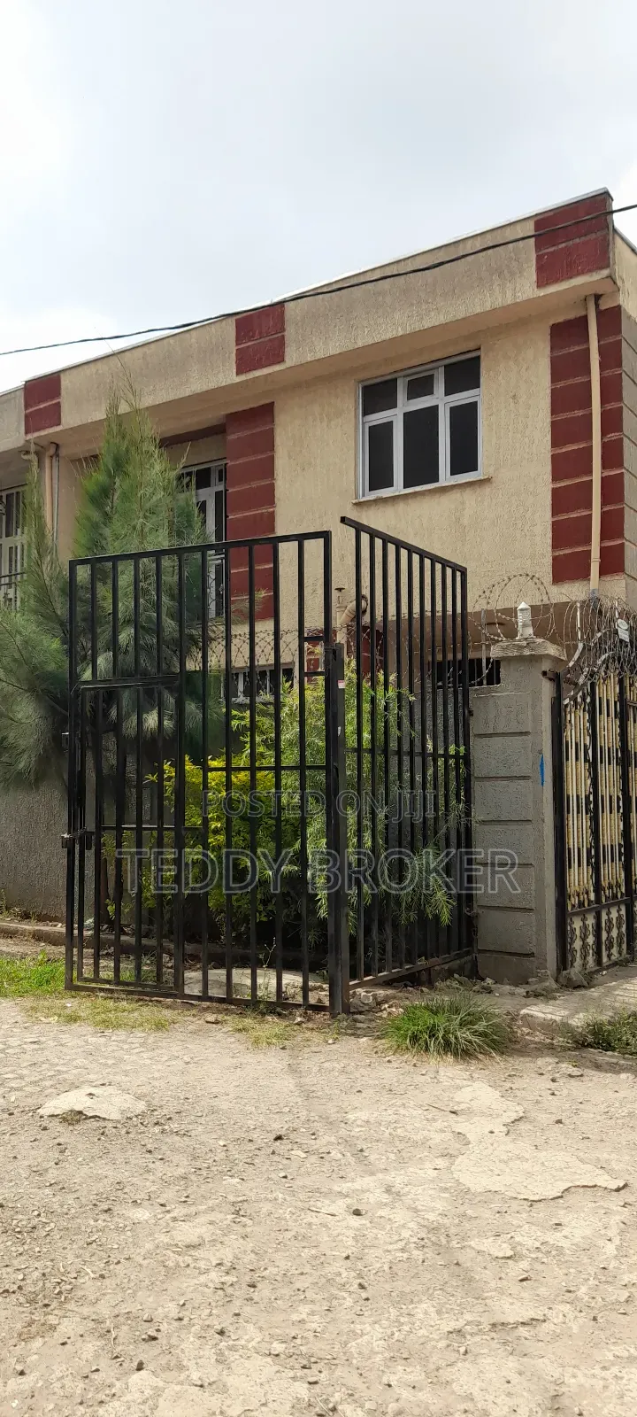 4bdrm House in Haile Garment, Nifas Silk-Lafto for sale