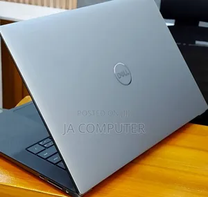 Photo - New Laptop Dell Inspiron 15 32GB Intel Core I9 SSD 1T