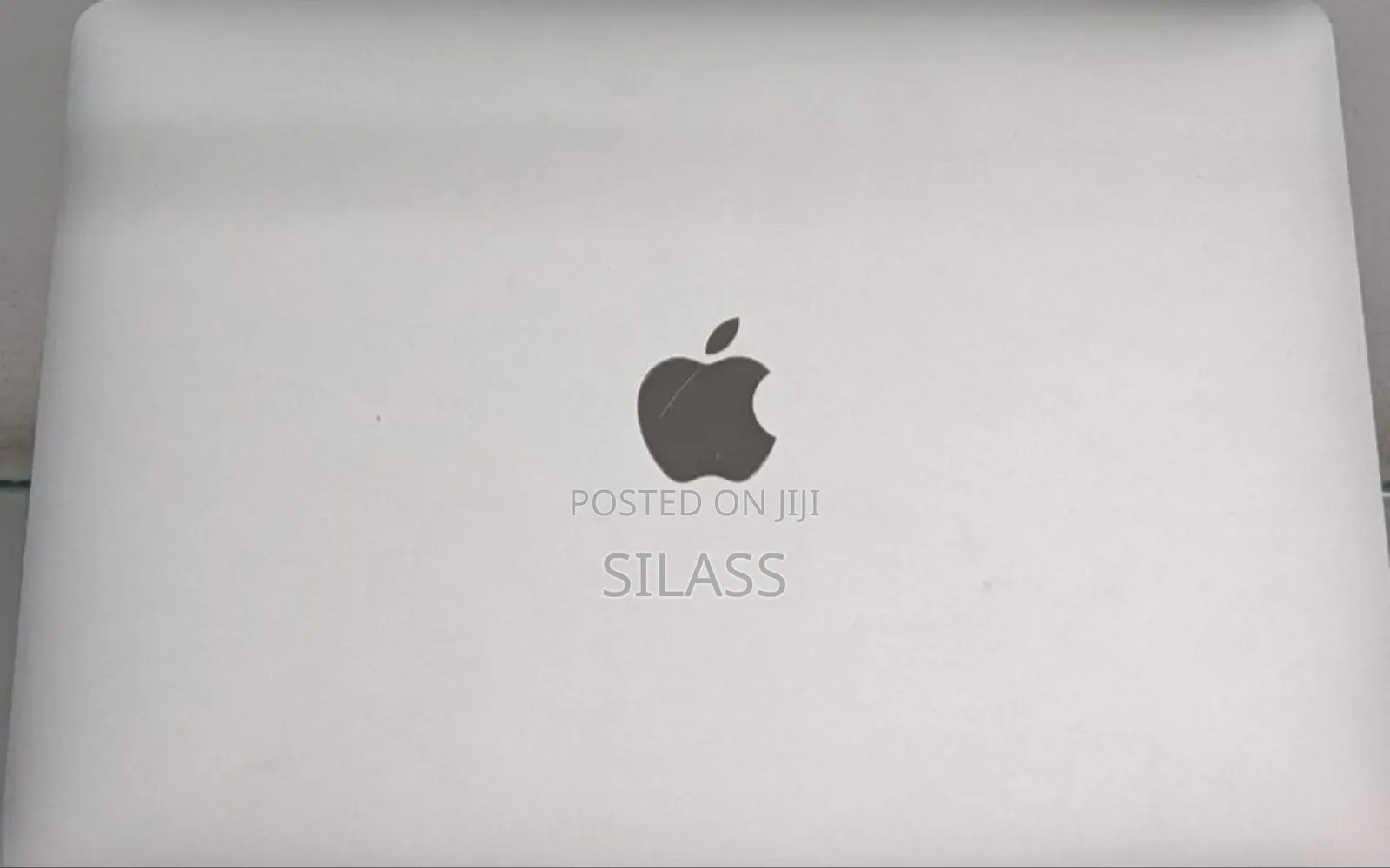 New Laptop Apple MacBook Pro 2017 8GB Intel Core I5 SSD 256GB