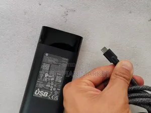 Photo - Hp C Type 100 Watt Charger