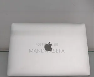 Photo - New Laptop Apple MacBook Pro 2017 8GB Intel Core I5 SSD 256GB