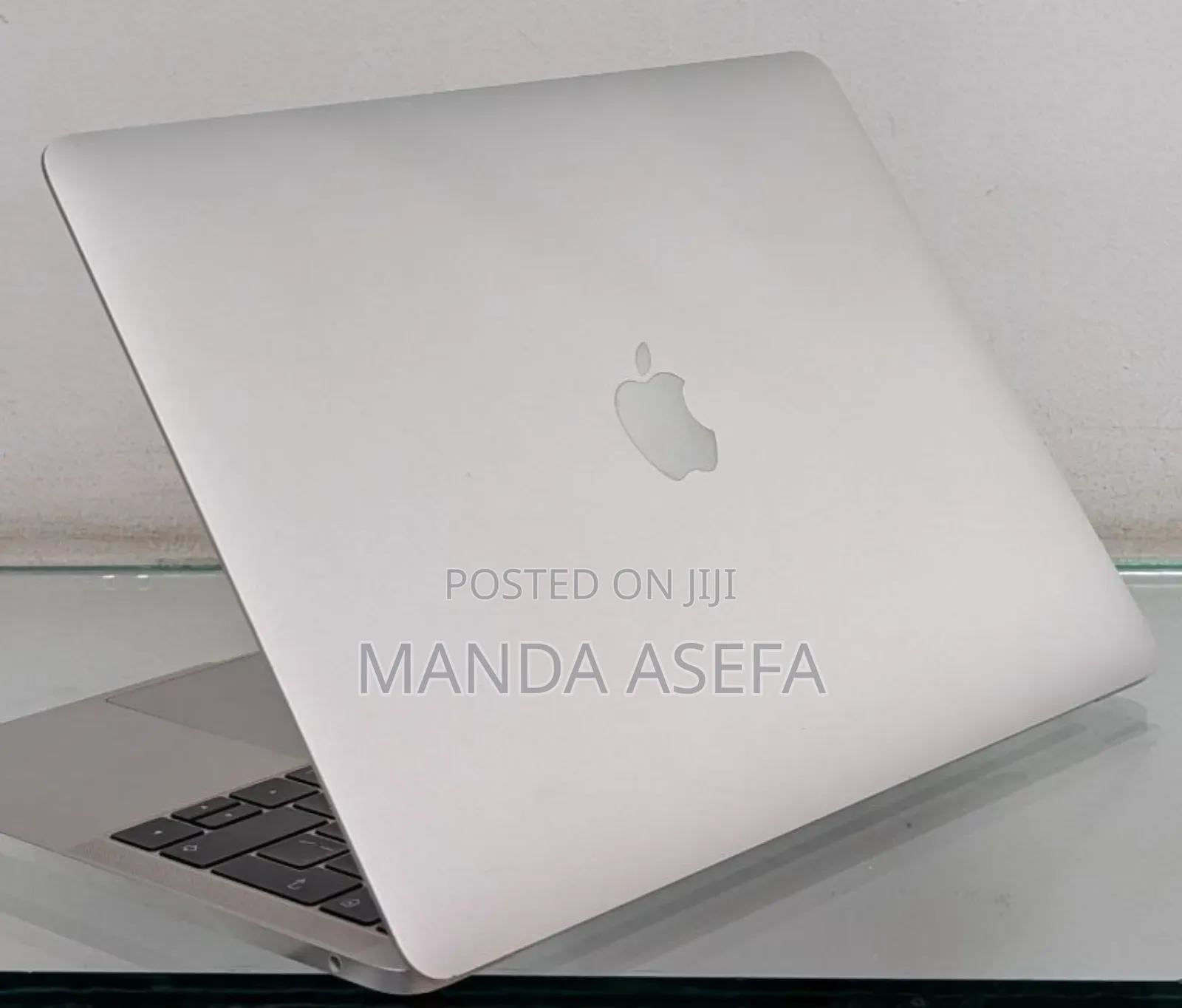 New Laptop Apple MacBook Pro 2017 8GB Intel Core I5 SSD 256GB