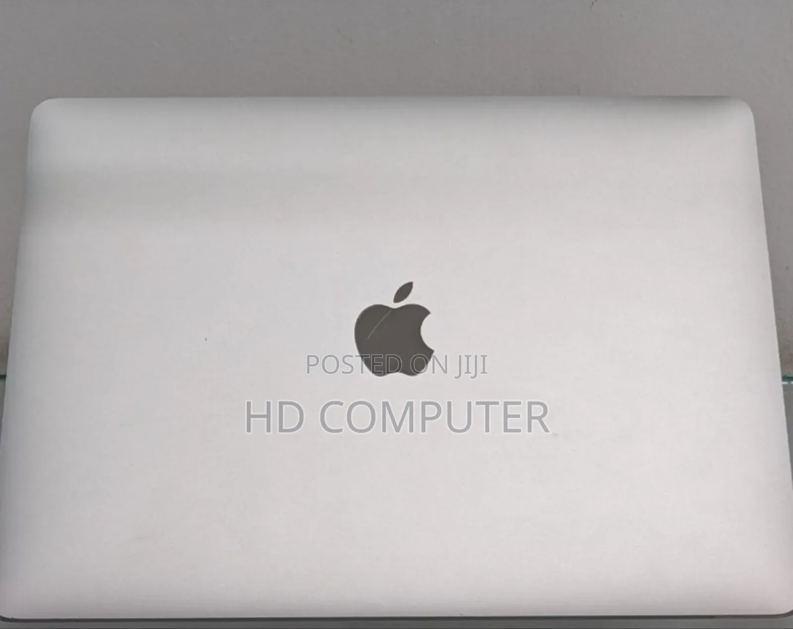 New Laptop Apple MacBook Pro 2017 8GB Intel Core I5 SSD 256GB