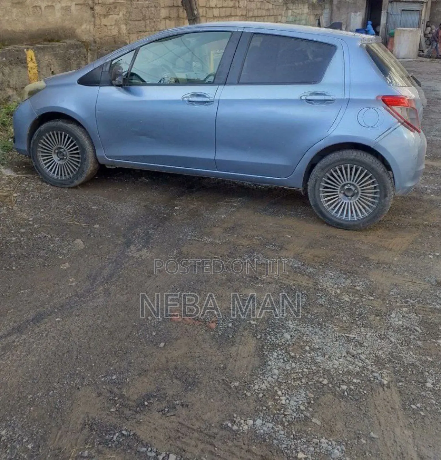 Toyota Yaris 2011 Blue