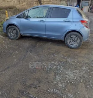 Toyota Yaris 2011 Blue