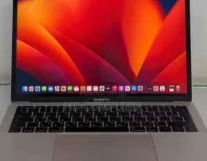 New Laptop Apple MacBook Pro 2017 8GB Intel Core I5 SSD 256GB