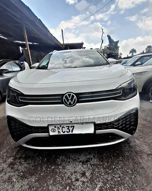 Photo - Volkswagen ID.6 2022 White