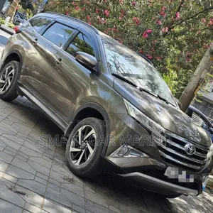 Photo - Toyota Rush 2021 Purple