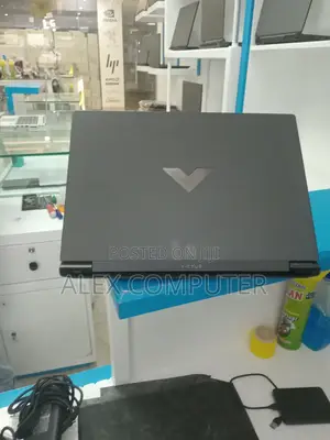 New Laptop HP Victus 15 16GB AMD Ryzen 5 SSD 1T