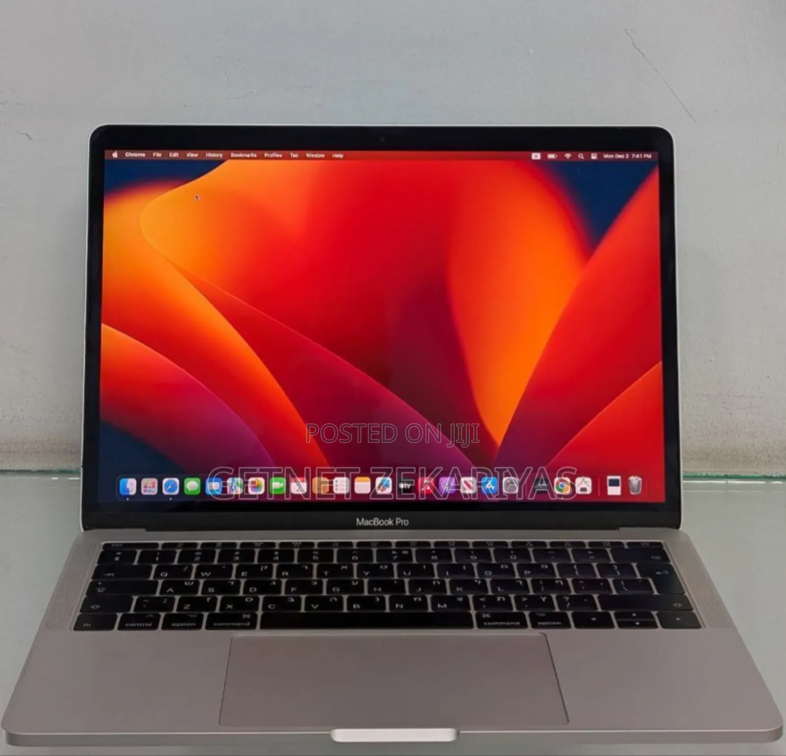 New Laptop Apple MacBook Pro 2017 8GB Intel Core I5 SSD 256GB