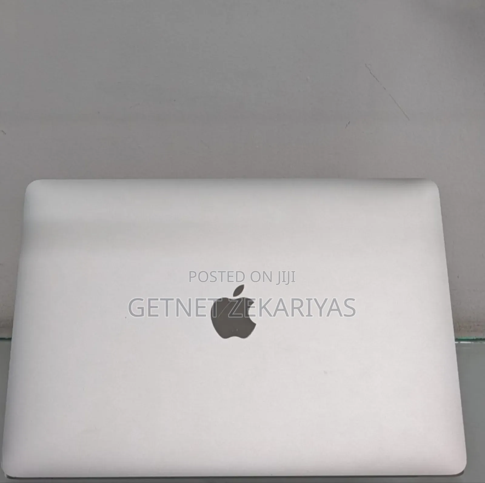 New Laptop Apple MacBook Pro 2017 8GB Intel Core I5 SSD 256GB