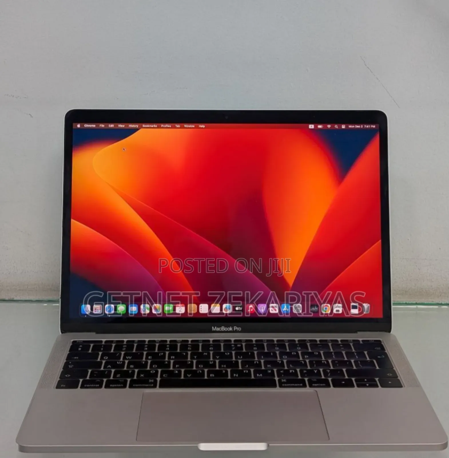 New Laptop Apple MacBook Pro 2017 8GB Intel Core I5 SSD 256GB