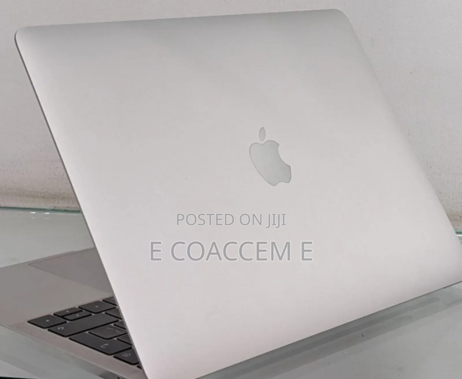 New Laptop Apple MacBook 8GB Intel Core I5 SSD 256GB