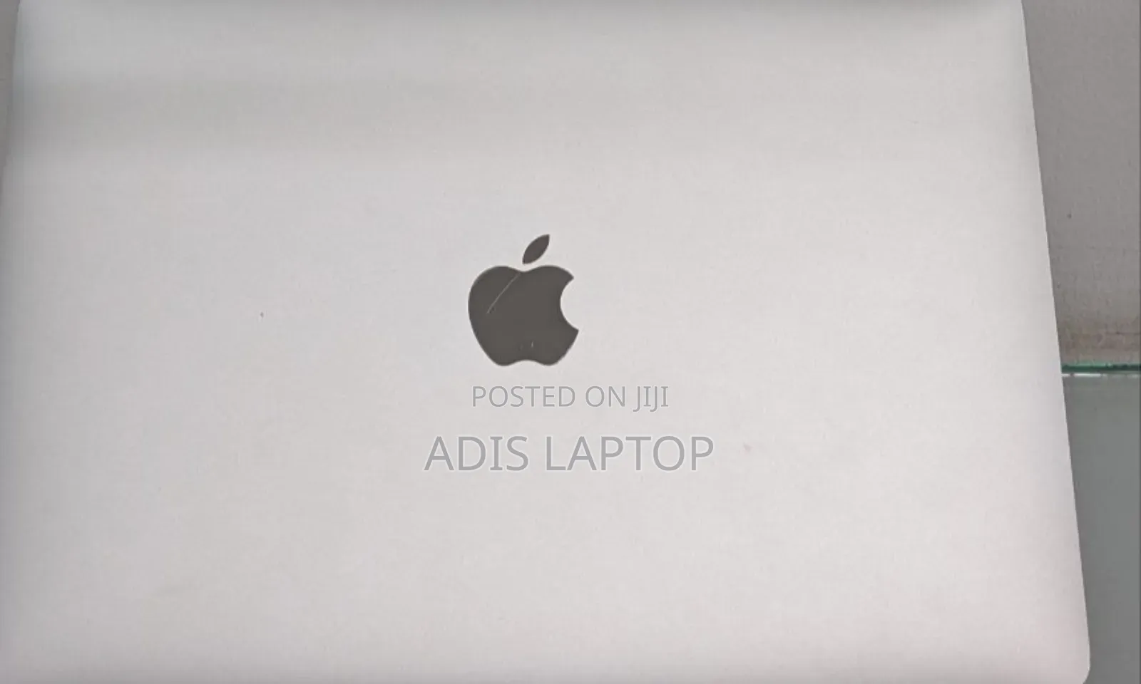 New Laptop Apple MacBook Pro 2017 8GB Intel Core I5 SSD 256GB